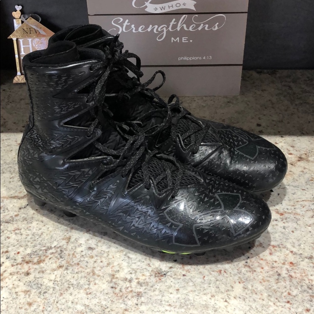 Under armour cleets